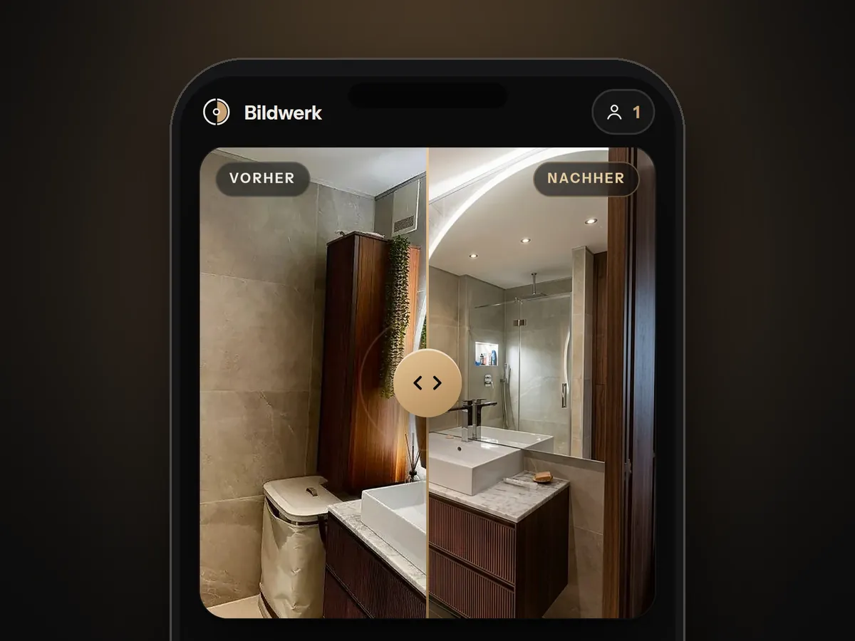 Die Bildwerk-App auf dem Handy — Vorher/Nachher-Regler über einem veredelten Badezimmer-Foto